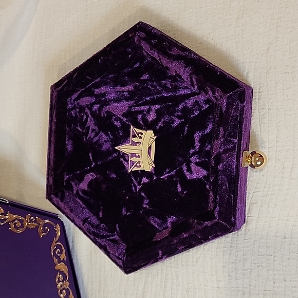 Blood Lust Eyeshadow Palette - Picture 3 of 7